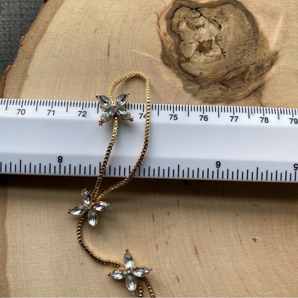 Fabulous Gold & Crystal Floral Slave Bracelet - Picture 11 of 11